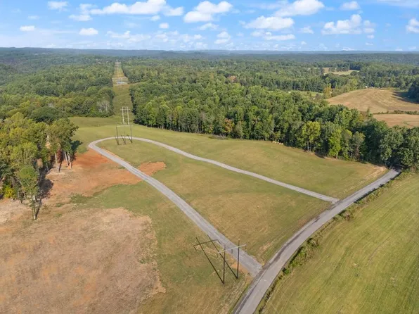 17 McFall Rd, Albany, KY 42602