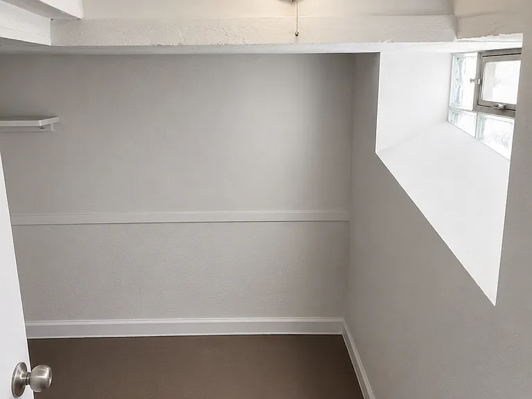 20215 Schoenherr St #1 — Photo 13