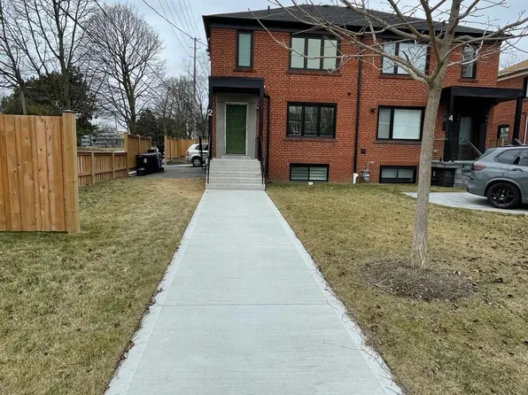 2 Harold St, Toronto, ON M8Z 3R3