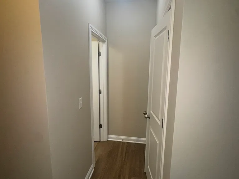 114 Stephen Dr — Photo 7