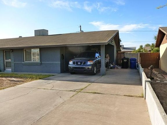 2nd image of 938 E 11th Ave