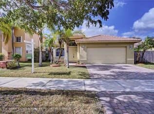184 SW 206th Ave, Pembroke Pines, FL 33029