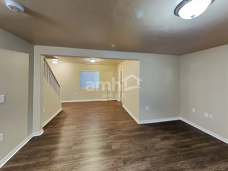 6254 W Sarah Cir — Photo 8