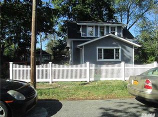 3 Oakdale Ave, Central Islip, NY 11722