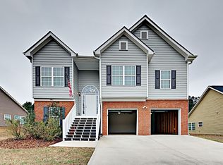 105 Rockefeller Ln, Dallas, GA 30157