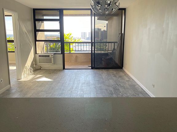 4th image of 512 Iolani Ave #Penthouse 2