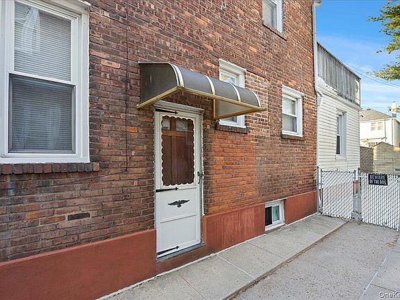 4th image of 3181 Waterbury Avenue