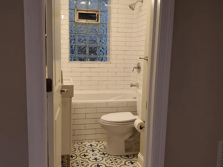 5007 N Western Ave #1 — Photo 7