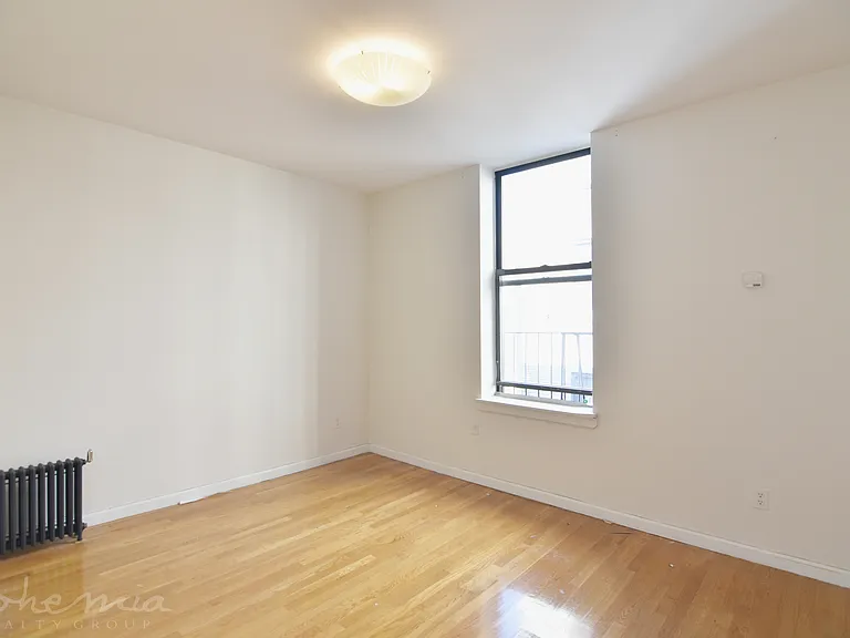 545 Edgecombe Ave #5D — Photo 4