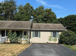 12 Grist Mill Dr, Mont Alto, PA 17237