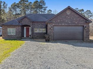 203 Nabholtz Rd, Hensley, AR 72065