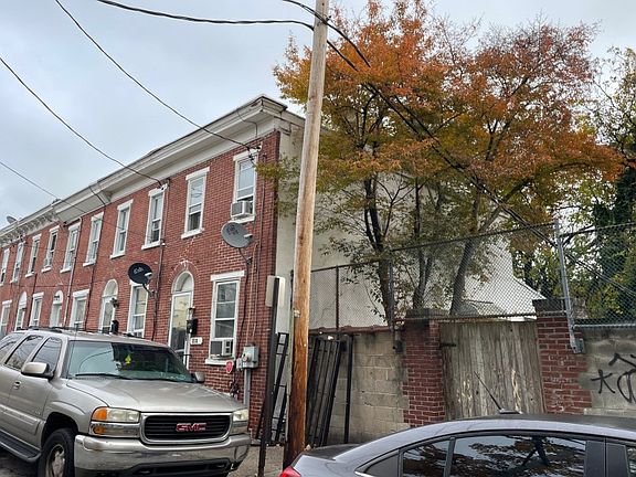 2nd image of 226 Cherry St