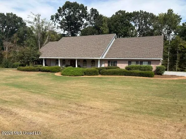 292 County Road 352, Greenwood, MS 38930