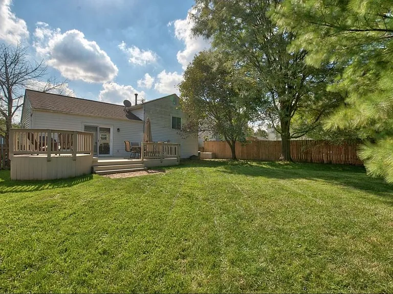 1846 Maroon Dr — Photo 4