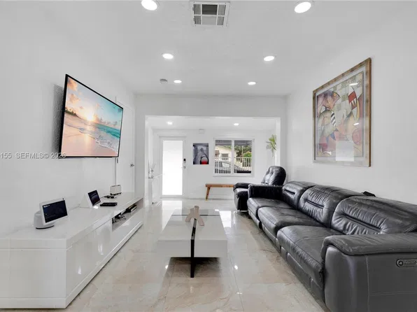 4310 SW 7th St, Miami, FL 33134