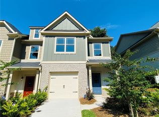 1089 N Village Dr, Decatur, GA 30032