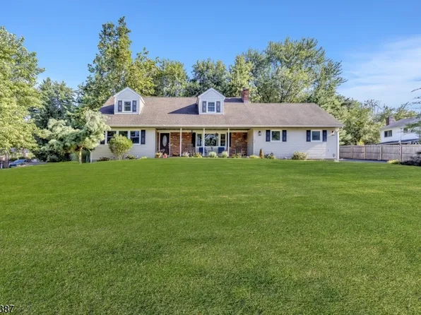 3 Larch Ln, Hillsborough Twp., NJ 08844