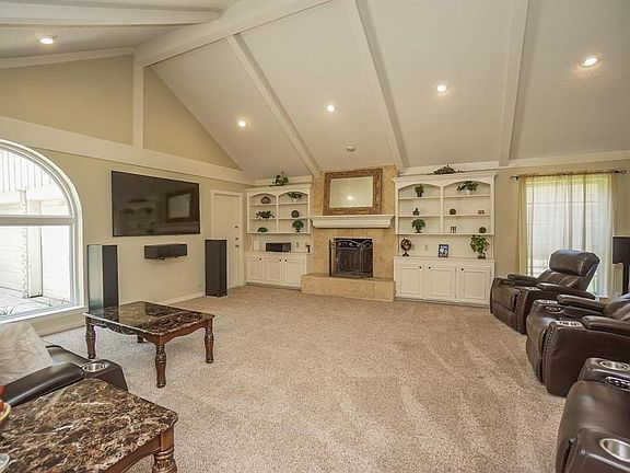 Not 1 but 2 built ins with shelves for displaying your keepsakes and lower cabinets for storage