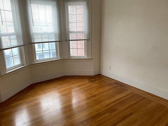 3rd image of 1438 9th Ave