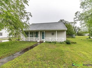 704 Stokelan Dr, Malden, MO 63863