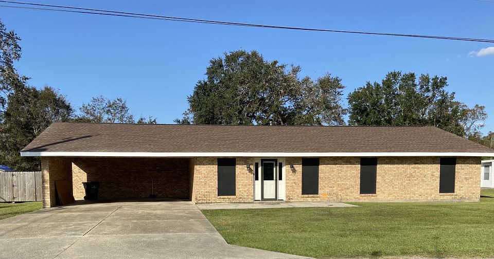 1st image of 722 N Shireview Cir