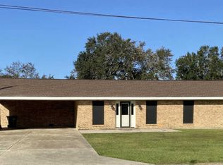 722 N Shireview Cir, Abbeville, LA 70510