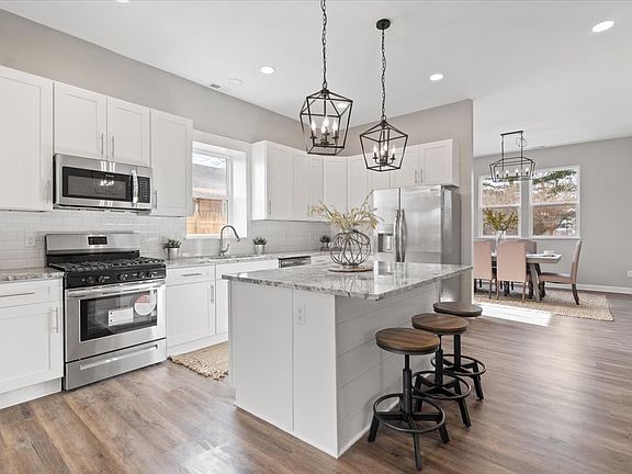5th image of 3901 Denwood Dr