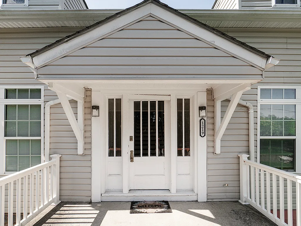 2 bed, 800 sqft, $1,100 — Photo 3