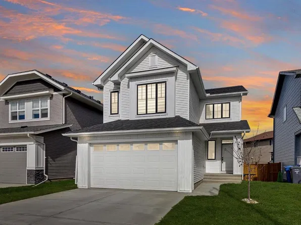 496 N Monterey Dr SE, High River, AB T1V 0H6