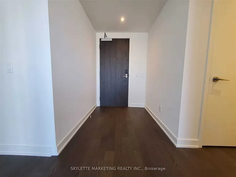 25 Richmond St E #1917 — Photo 5