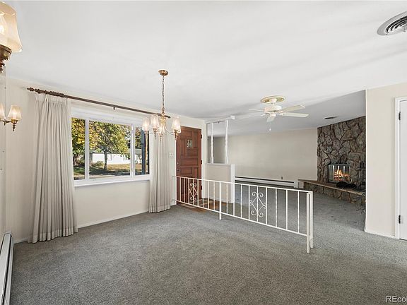 4th image of 1043 Geneva Street