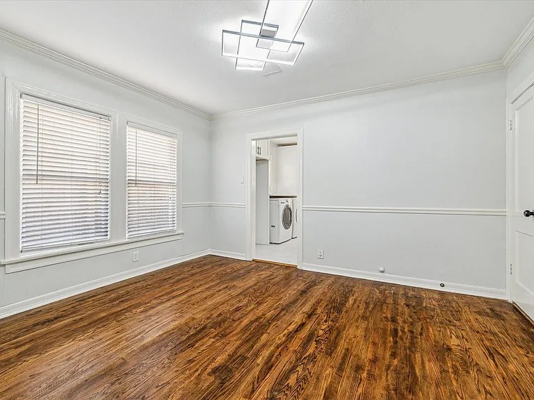 1745 Lexington St — Photo 11