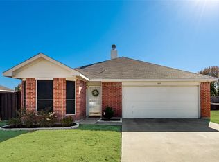 309 S Chestnut St, Forney, TX 75126