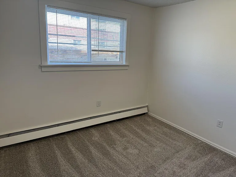 1230 Winona Ct #5 — Photo 8