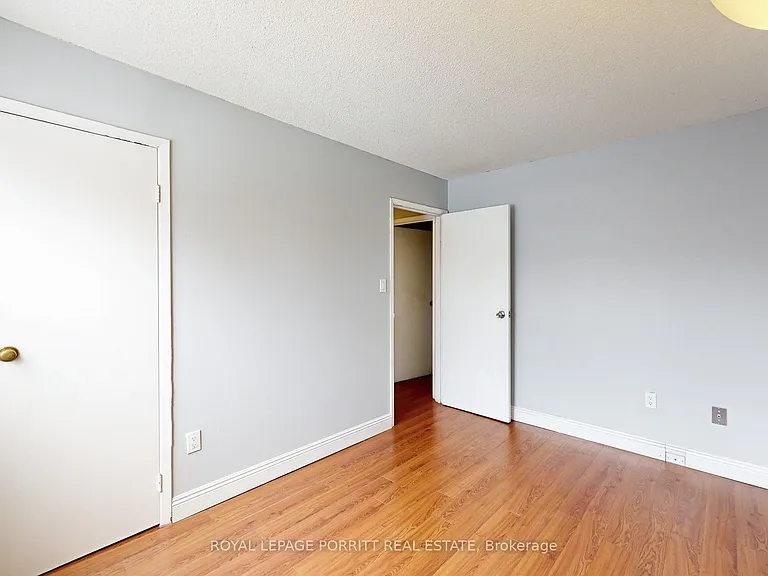 3835 Lake Shore Blvd W #104 — Photo 33