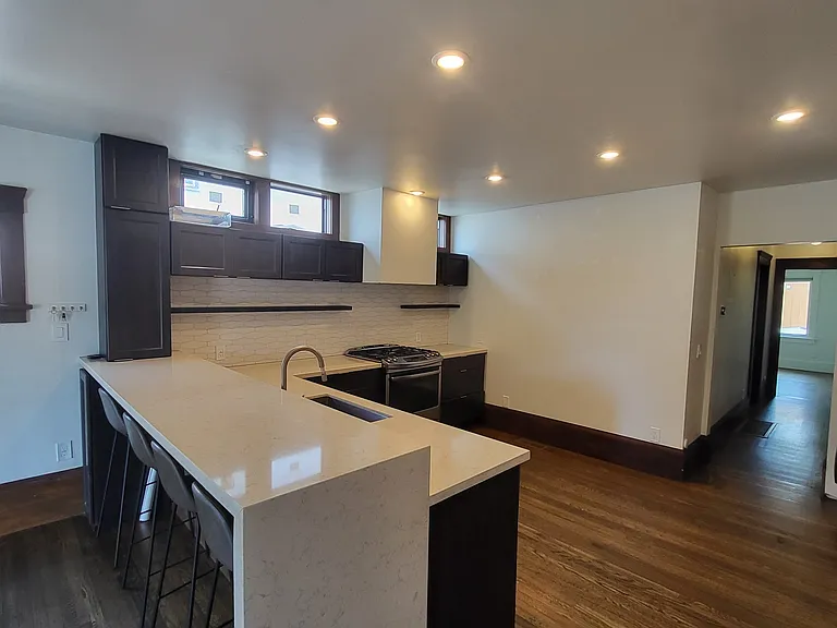 2629 Regent St — Photo 4