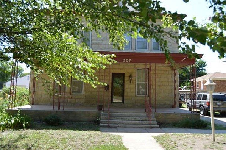1st image of 207 S Magnolia Ave