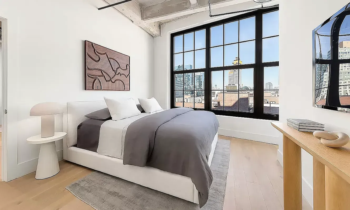 475 Kent Avenue — Photo 4