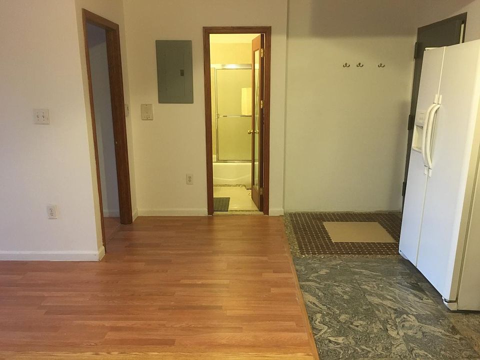 2nd image of 7160 162nd St APT 4B