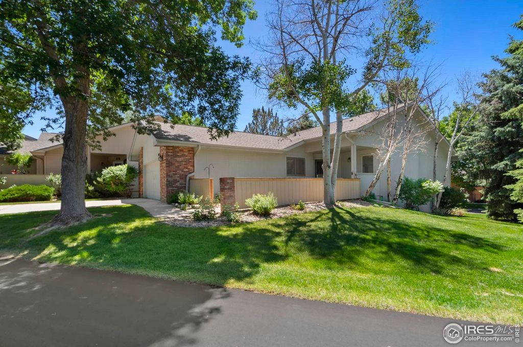 2037 Adriel Dr