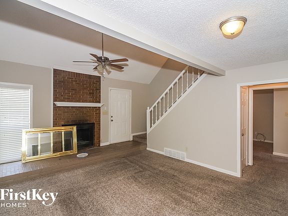 4th image of 4805 Barkshire Dr