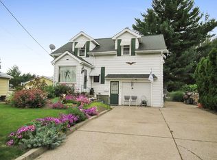 3024 Hampton Rd, Erie, PA 16508