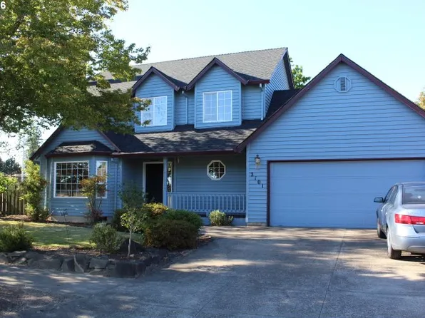 2101 Thorne St, Newberg, OR 97132