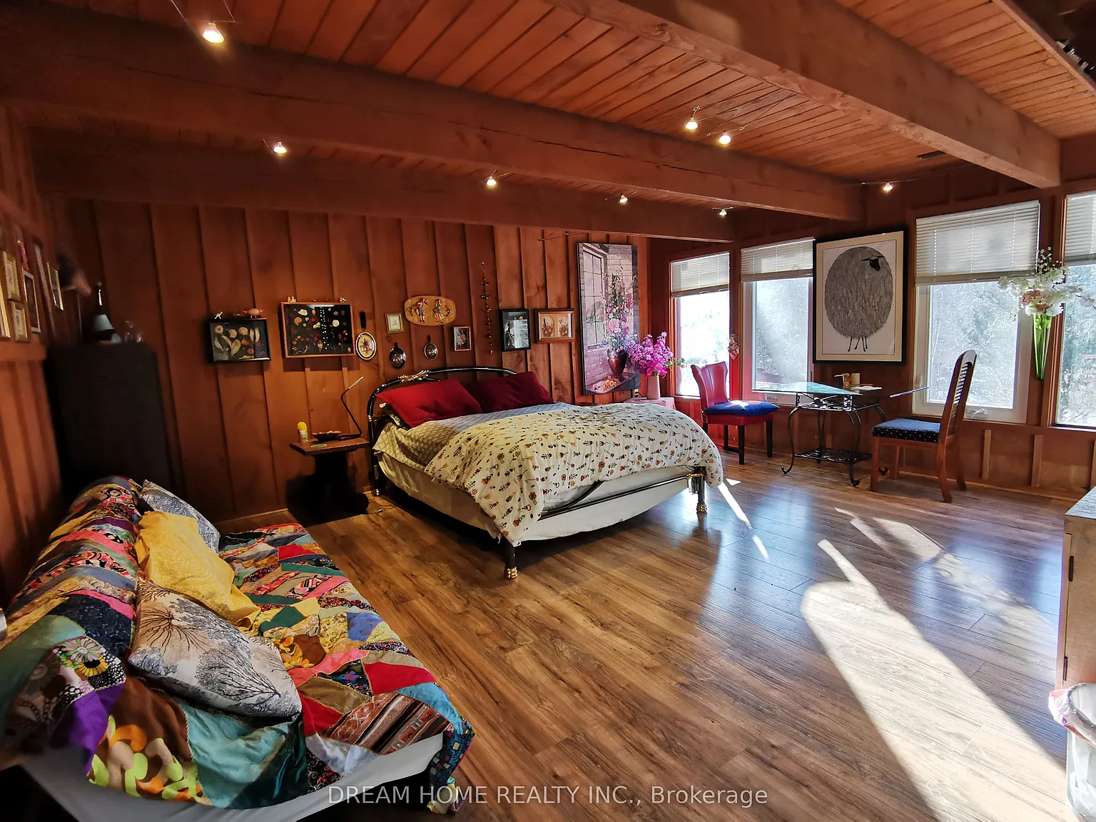 1 bed, $1,400 — Photo 2