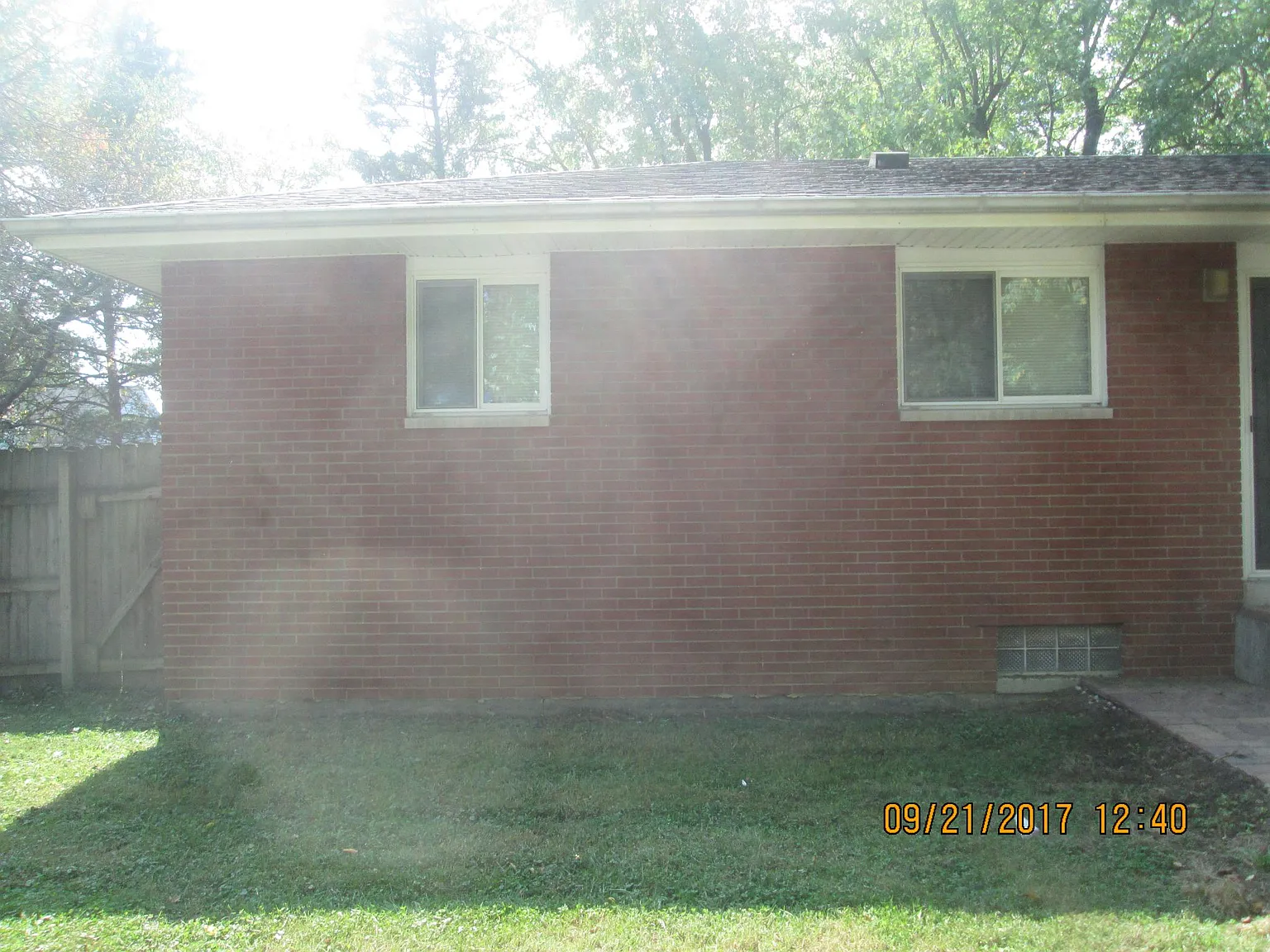 3 bed, 1.5 bath, 1000 sqft, $1,500 — Photo 3