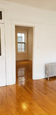 Rented by Lot & Units Realty Inc | media 10