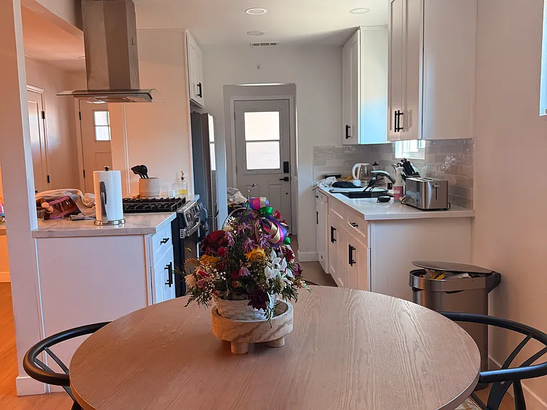 El Caney Dr — Photo 12