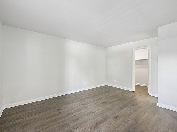 5th image of 305 W Baker Rd #1414