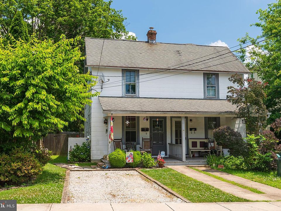 1st image of 9 Broomall Ave #B