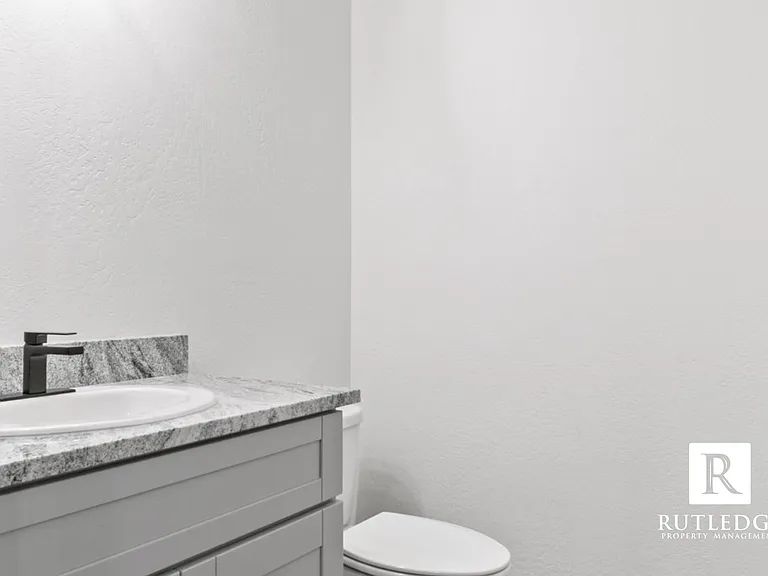 330 Beechwood Way — Photo 7